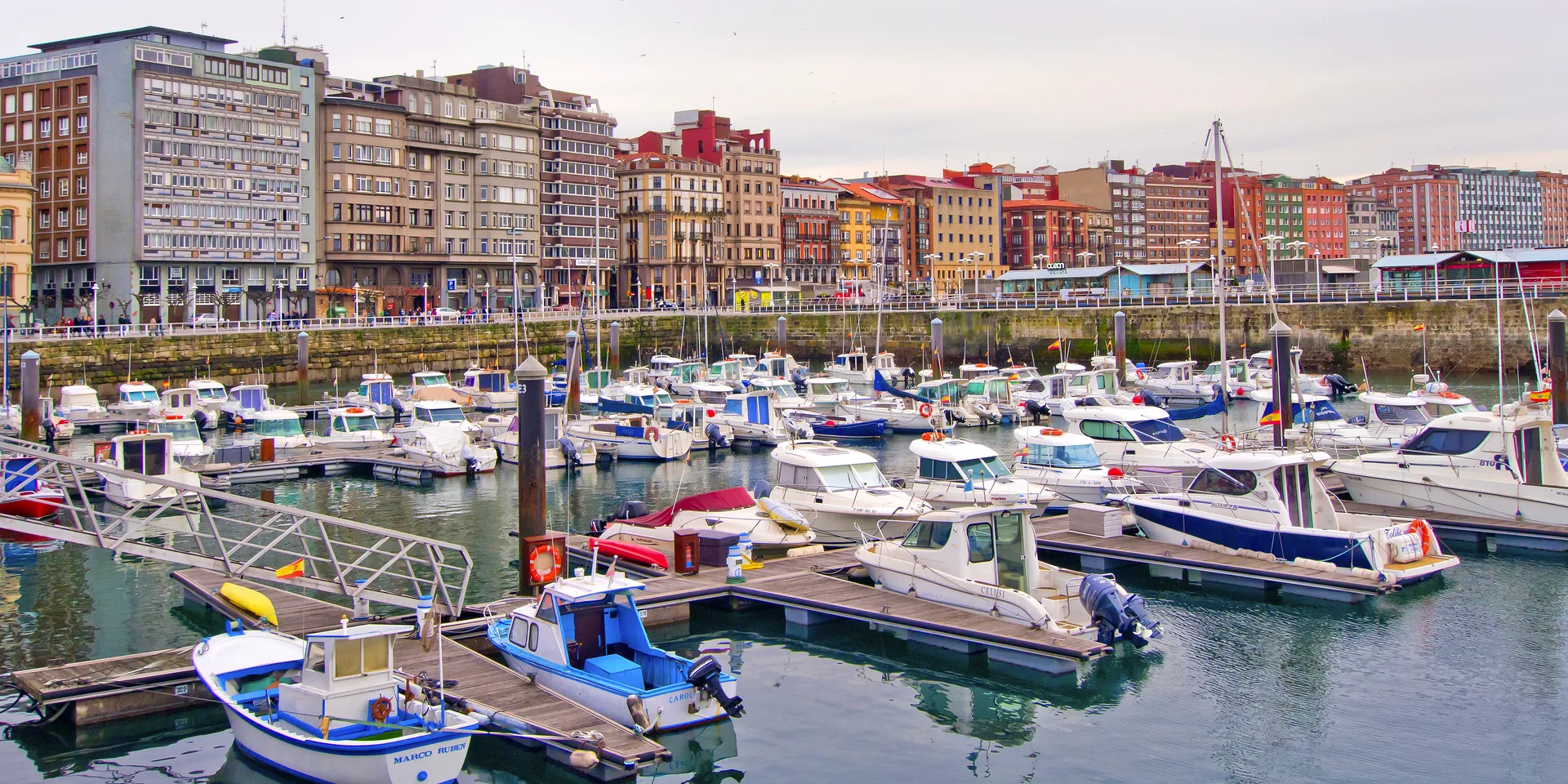 Software a medida y automatización IA en Gijón